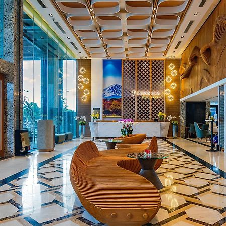 Peninsula Hotel Danang Экстерьер фото