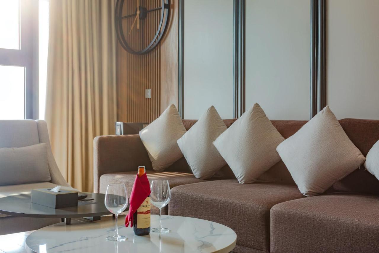 Peninsula Hotel Danang Экстерьер фото