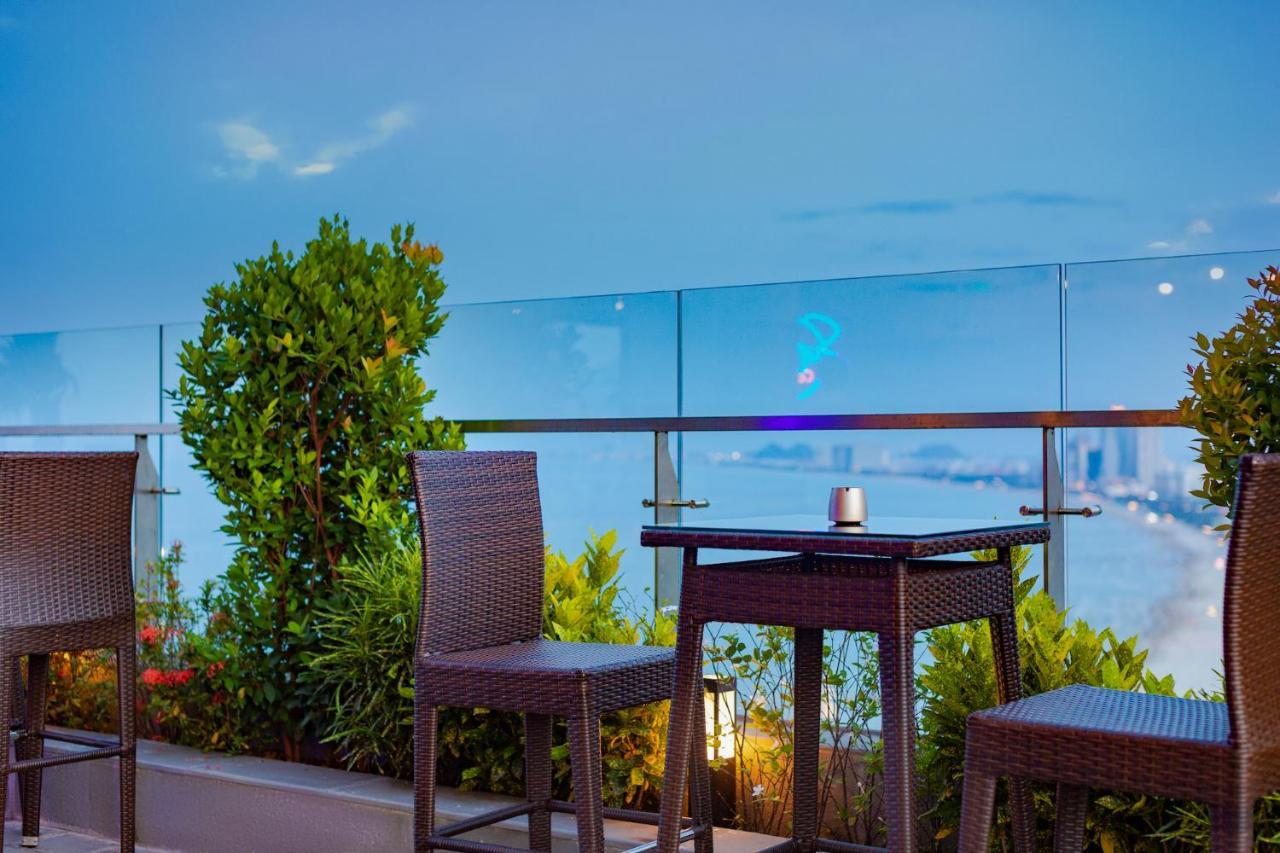 Peninsula Hotel Danang Экстерьер фото