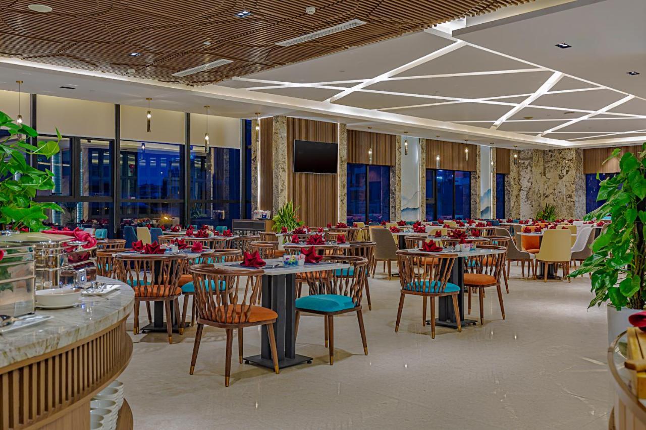 Peninsula Hotel Danang Экстерьер фото