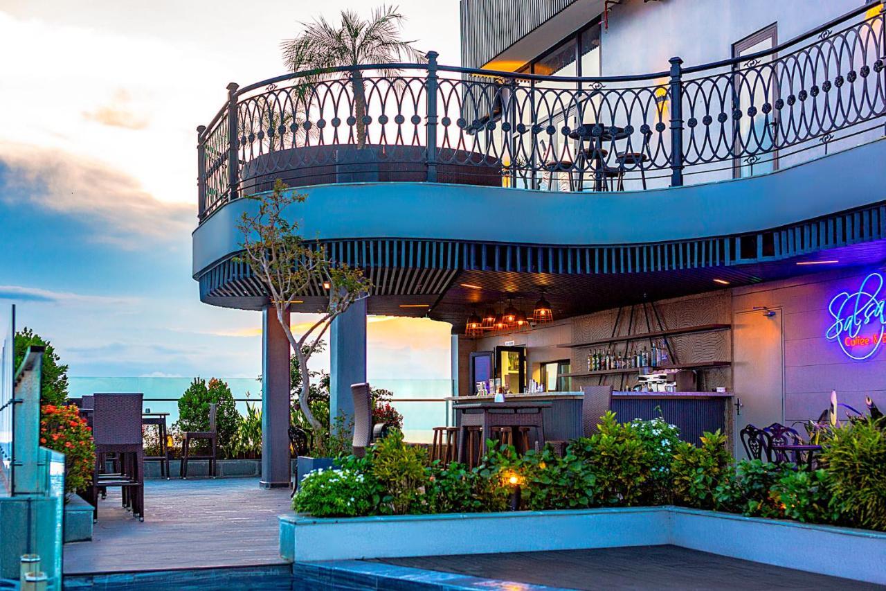 Peninsula Hotel Danang Экстерьер фото
