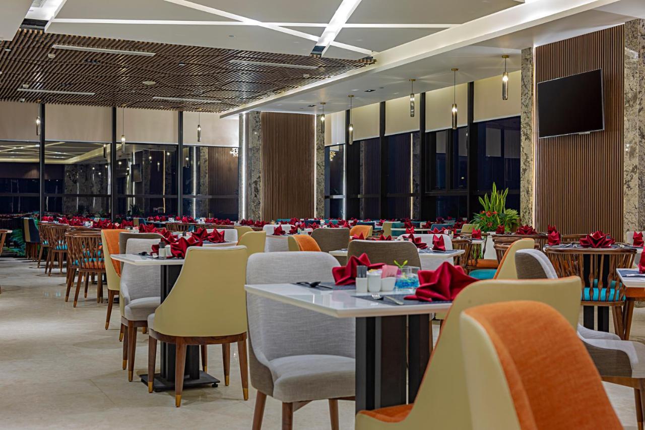 Peninsula Hotel Danang Экстерьер фото
